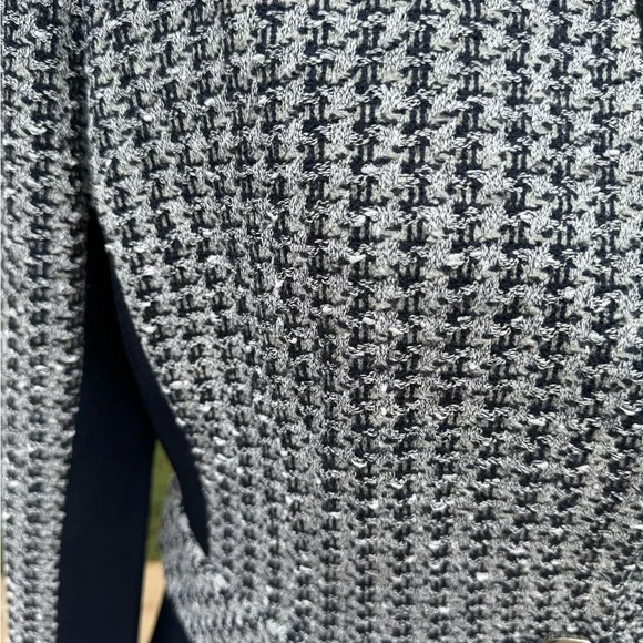 St. John Navy and White Tweed Blazer- EUC - Picture 5 of 11